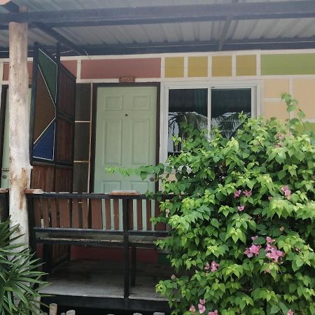 Nang Phraya Resort Phayuha Khirim Экстерьер фото